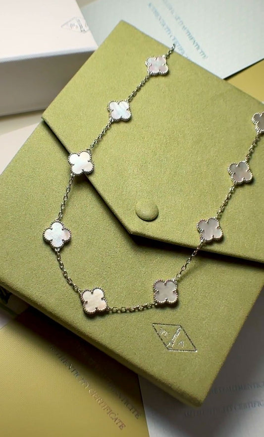 שרשרת תלתן - לבן פנינה - ציפוי כסף 925